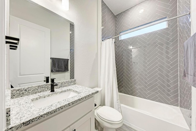 11808 Dillon Falls Dr, Austin, TX 78747 - full bath featuring vanity and shower / bath combo