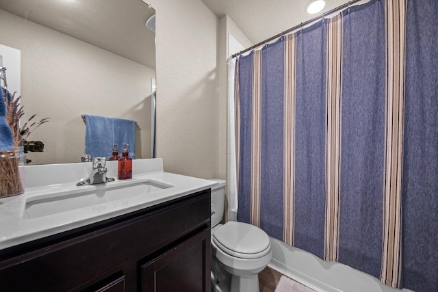 8517 Cantera Ridge Rd, Temple, TX 76502 - full bath featuring vanity, toilet, shower / bath combo, and a textured wall