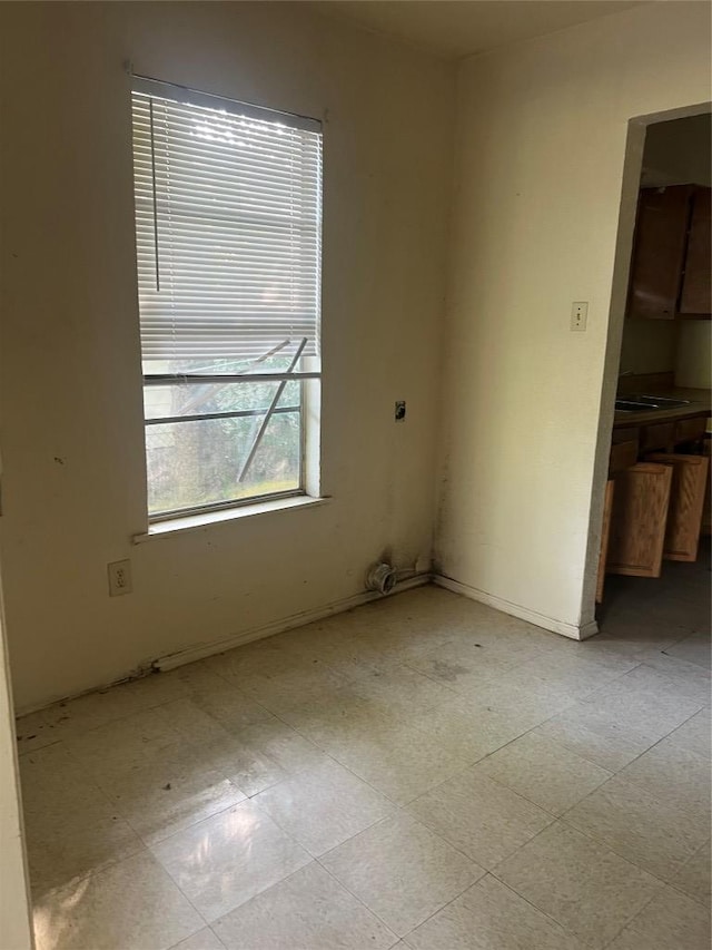 410 Railroad St, San Marcos, TX 78666 - unfurnished room with baseboards