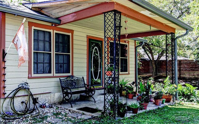 3205 Menchaca Rd, Austin, TX 78704 - view of doorway to property
