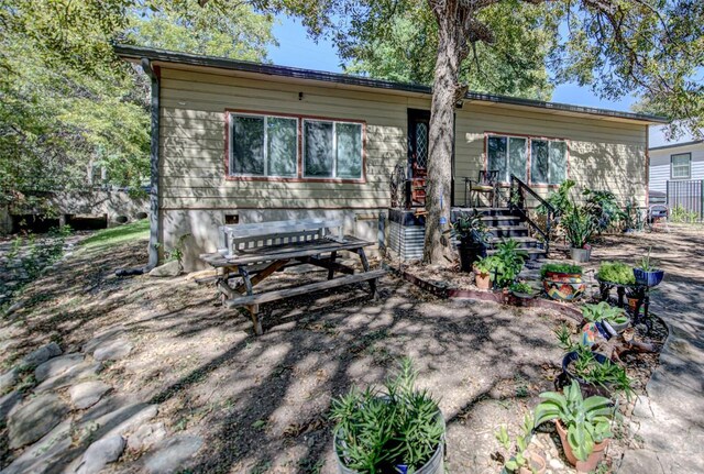 3205 Menchaca Rd, Austin, TX 78704 - view of front facade