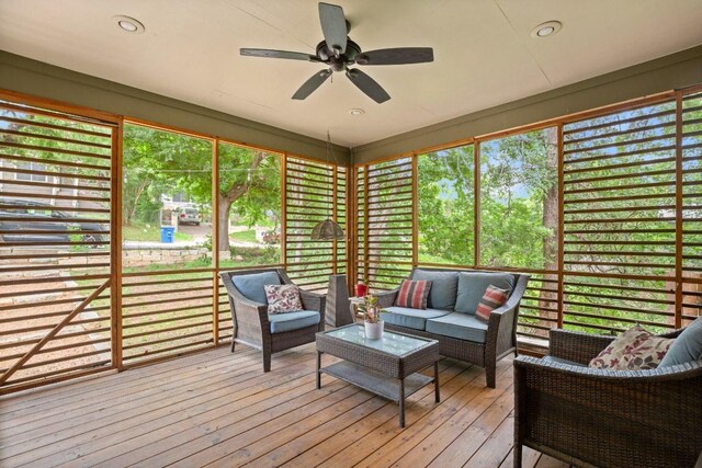 2111 E 8th St, Austin, TX 78702 - photo 4