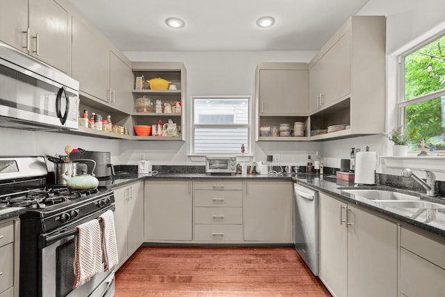 2111 E 8th St, Austin, TX 78702 - photo 7