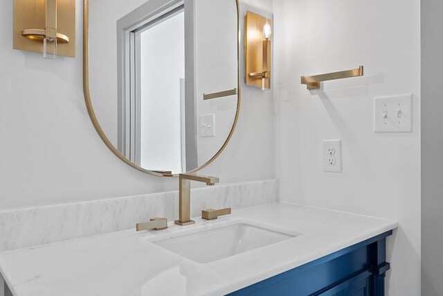 2450 Wickersham Ln Unit 2013, Austin, TX 78741 - bathroom with vanity