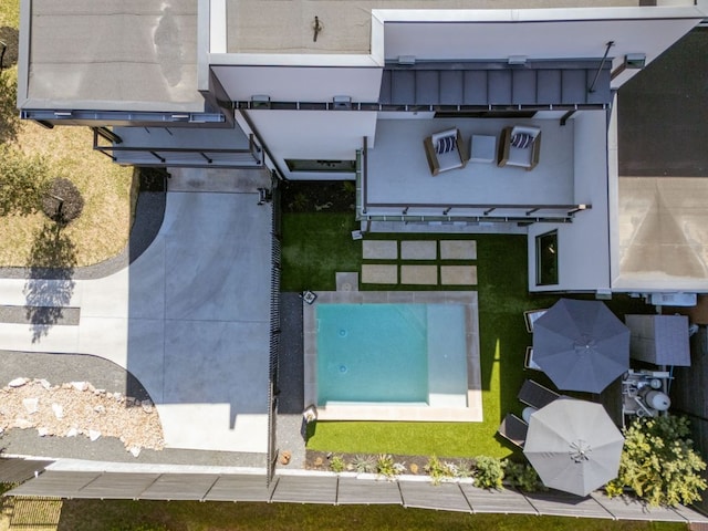 1510 Bellaire Dr, Austin, TX 78741 - drone / aerial view