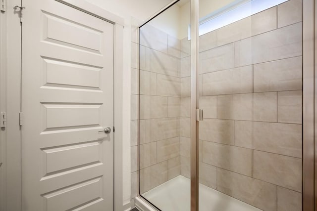 7800 Linnie Ln, Austin, TX 78724 - bathroom with a shower stall