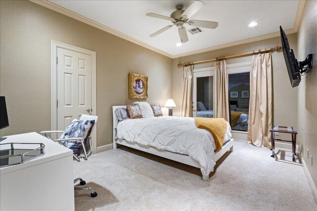 1317 Jack Nicklaus Cir, Salado, TX 76571 - bedroom featuring crown molding, baseboards, carpet floors, visible vents, and a ceiling fan
