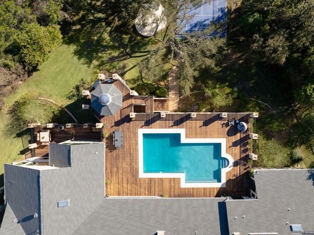 17 Cousteau Ln, Austin, TX 78746 - view from above of property featuring a pool area
