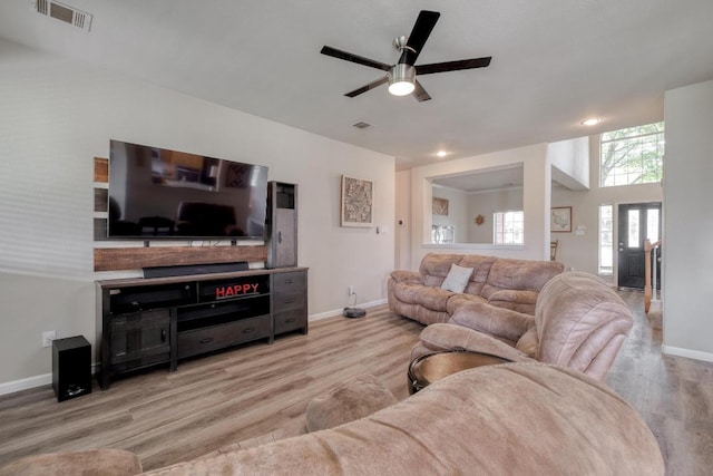 2209 Callaway Garden Ct, Pflugerville, TX 78660 - living area featuring baseboards, a ceiling fan, wood finished floors, and recessed lighting