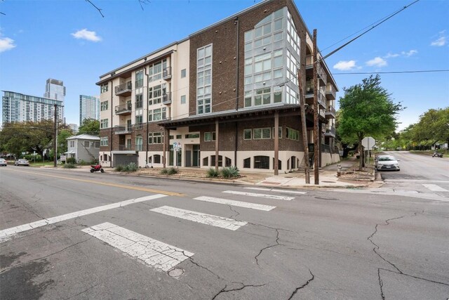 908 Nueces St Unit 36, Austin, TX 78701 - photo 4