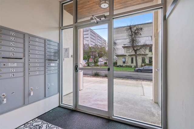908 Nueces St Unit 36, Austin, TX 78701 - entryway with mail area