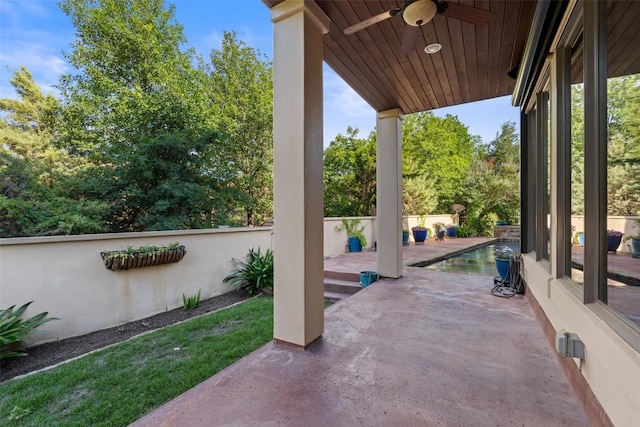 11 Hightrail Way, Austin, TX 78738 - view of patio / terrace with ceiling fan