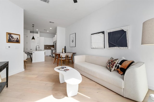 800 Embassy Dr Unit 421, Austin, TX 78702 - photo 2