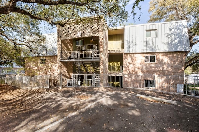 620 S 1st St Unit 209, Austin, TX 78704 - view of building exterior