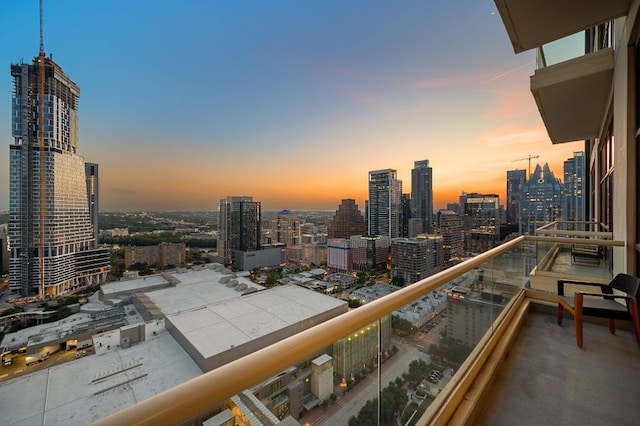 555 E 5th St Unit 2906, Austin, TX 78701 - balcony featuring a view of skyline