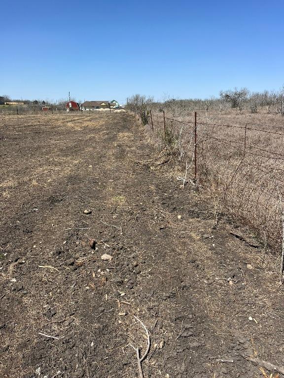 203 Arrowwood Ct, Niederwald, TX 78640