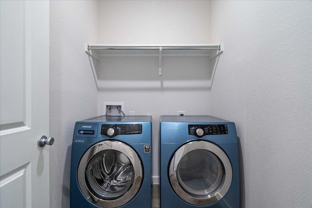 6725 Verona Pl, Round Rock, TX 78665 - laundry area with washing machine and clothes dryer