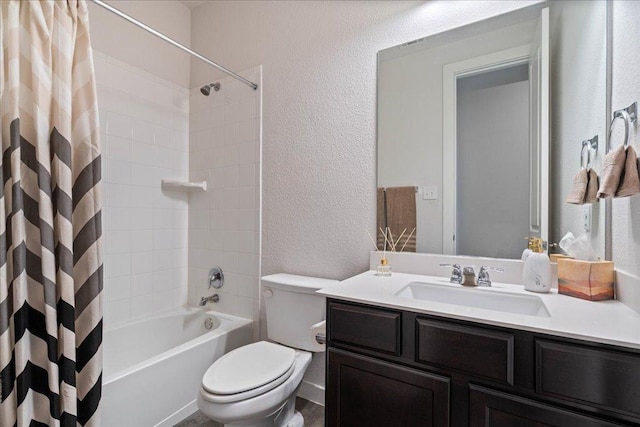 6725 Verona Pl, Round Rock, TX 78665 - full bath with a textured wall, vanity, and shower / bathtub combination with curtain
