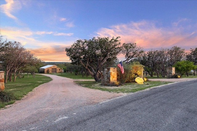 259 Chimney Cove Dr, Marble Falls, TX 78654 - photo 4