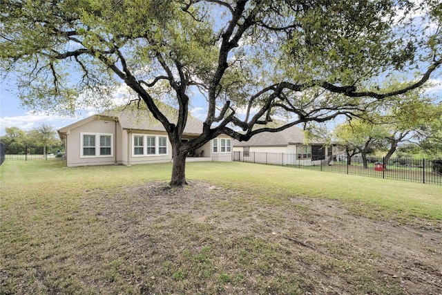598 Jacksdaw Dr, Austin, TX 78737 - view of yard