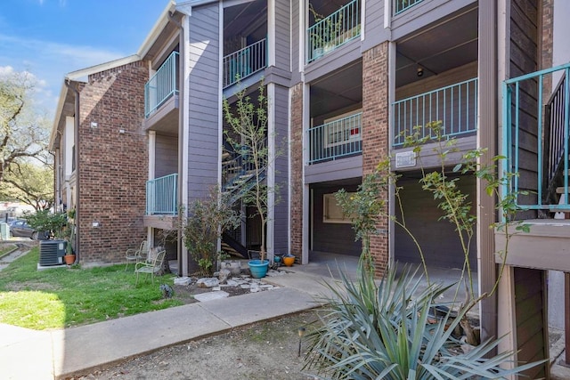 1840 Burton Dr Unit 167, Austin, TX 78741 - photo 1