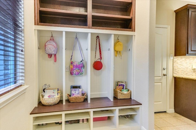 431 Ridgetop Bnd, Cedar Park, TX 78613 - mudroom featuring light tile patterned floors