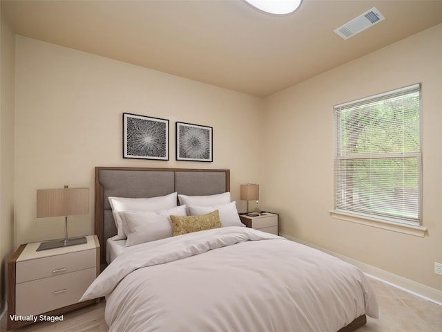 1008 Laurel Oak Cir, Marble Falls, TX 78654 - bedroom featuring baseboards