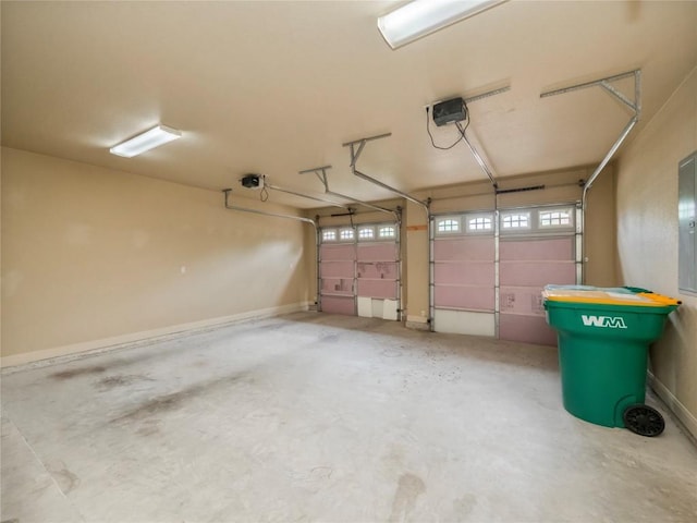 1008 Laurel Oak Cir, Marble Falls, TX 78654 - garage with a garage door opener