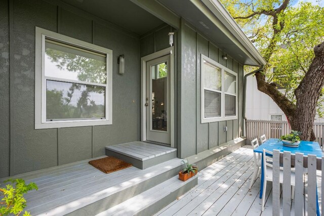 2007 Alameda Dr, Austin, TX 78704 - wooden terrace featuring outdoor dining space