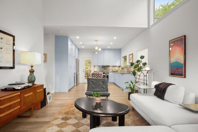 2007 Alameda Dr, Austin, TX 78704 - living area featuring light wood finished floors and recessed lighting