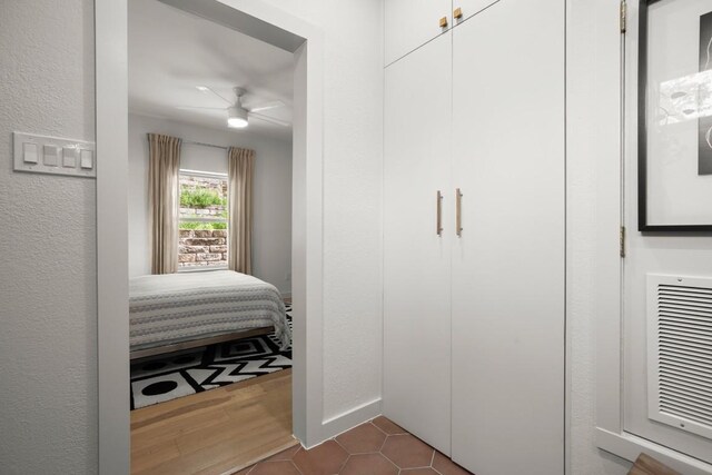 2007 Alameda Dr, Austin, TX 78704 - view of closet
