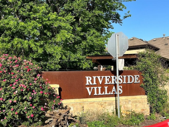 2101 Rivers Edge Way Unit 17, Austin, TX 78741 - view of community / neighborhood sign