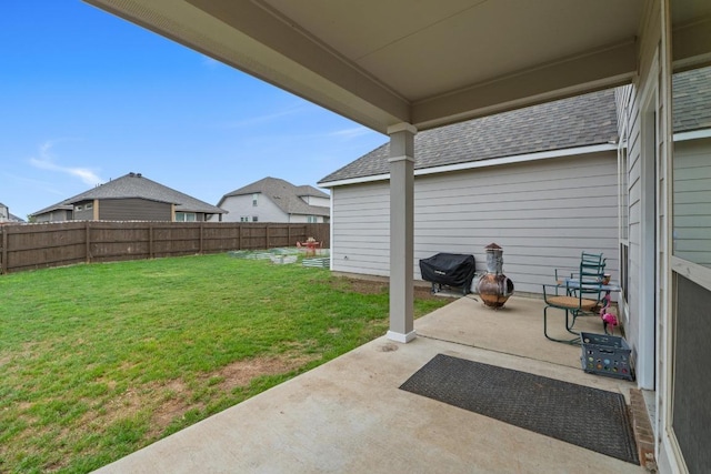 1806 Ashburn Dr, Temple, TX 76502 - fenced backyard with a patio area