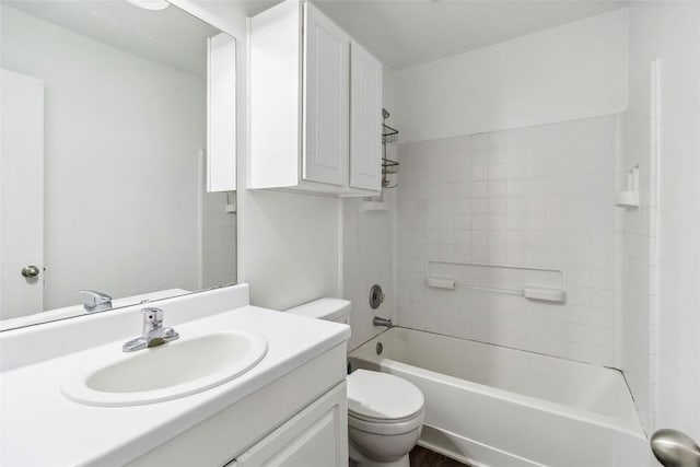 804 Lavaca Loop, Elgin, TX 78621 - full bath with vanity and tub / shower combination