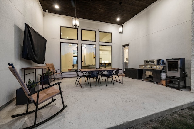 view of patio with outdoor dining space