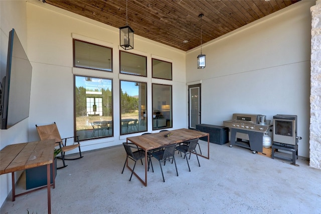 view of patio / terrace featuring outdoor dining area