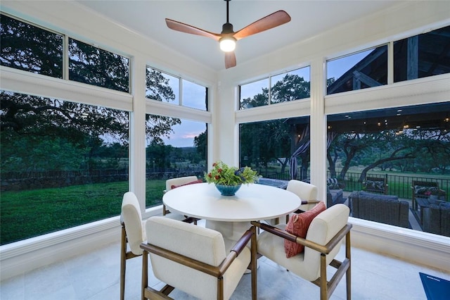 1174 Royal Eagle Dr, Fischer, TX 78623 - view of sunroom / solarium
