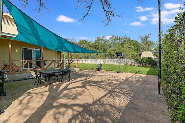 1306 Daytona Dr, Austin, TX 78733 - view of patio / terrace with outdoor dining space