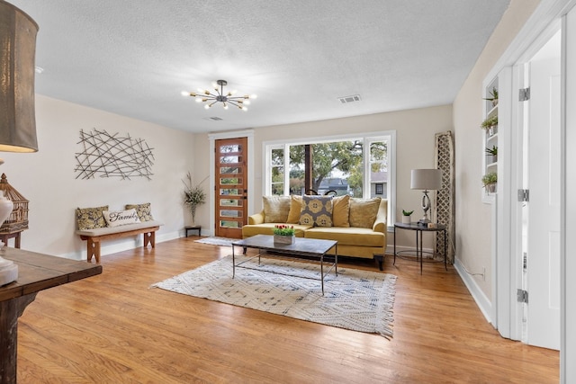 904 Fisher St, Taylor, TX 76574 - photo 7