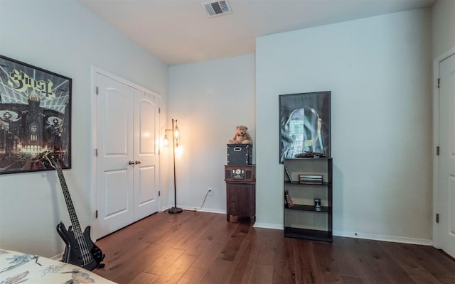 20700 Deep Crk, Lago Vista, TX 78645 - bedroom with wood finished floors and baseboards