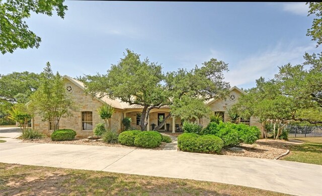290 Trailmaster Cir, Driftwood, TX 78619 - photo 1