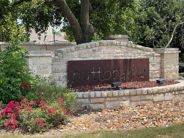 326 Brown St, Hutto, TX 78634 - photo 16