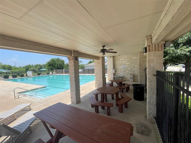 326 Brown St, Hutto, TX 78634 - photo 18