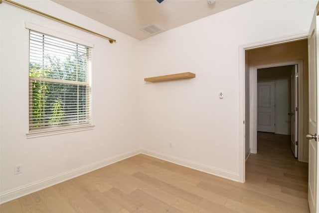 6108 Whipple Way, Austin, TX 78745 - unfurnished room featuring light wood-style flooring and baseboards