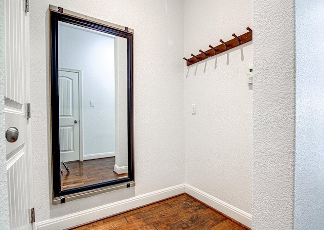 5617 Rio Chama Cv, Austin, TX 78738 - mudroom featuring dark wood-style flooring and baseboards