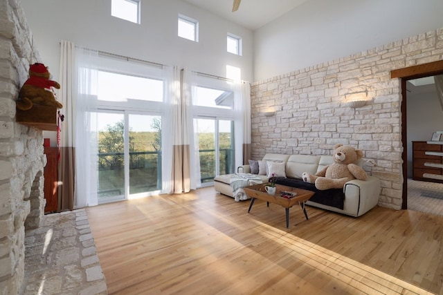 4005 Skillet Cv, Spicewood, TX 78669 - photo 5