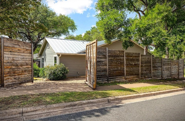 12300 Cassady Dr, Austin, TX 78727 - photo 31