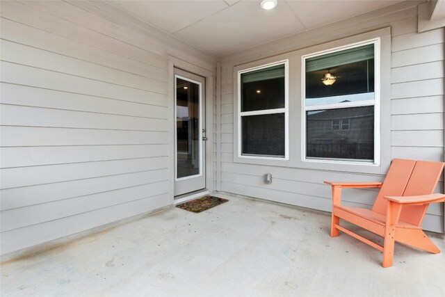 806 Vineyard Falls Rd, Austin, TX 78748 - entrance to property with a patio area