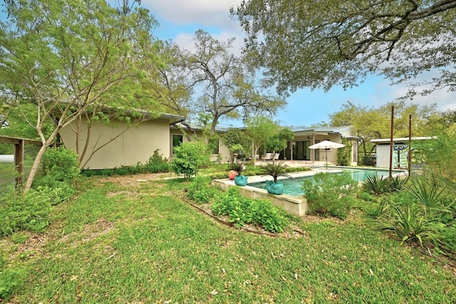 9206 Chisholm Ln, Austin, TX 78748 - view of yard featuring an outdoor pool