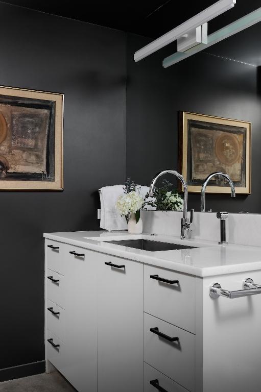 2700 Stratford Dr, Austin, TX 78746 - bathroom with vanity